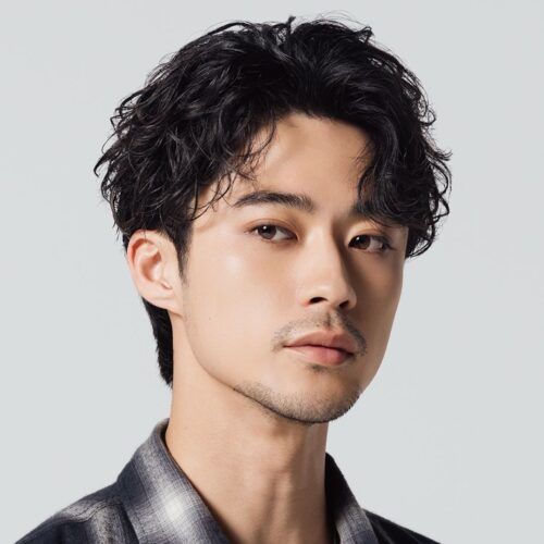 【顧客97％が満足したヘアスタイリング剤】濡れ感・操作性・キープ力で選べる！人気サロン「fifth」と共同開発した話題作