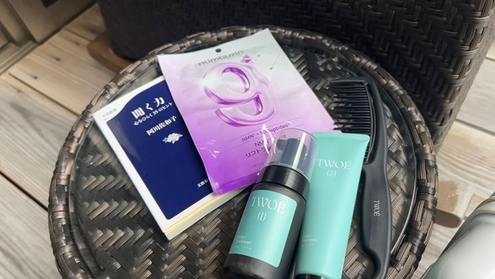 一人旅アイテム パック、本、ヘアケア