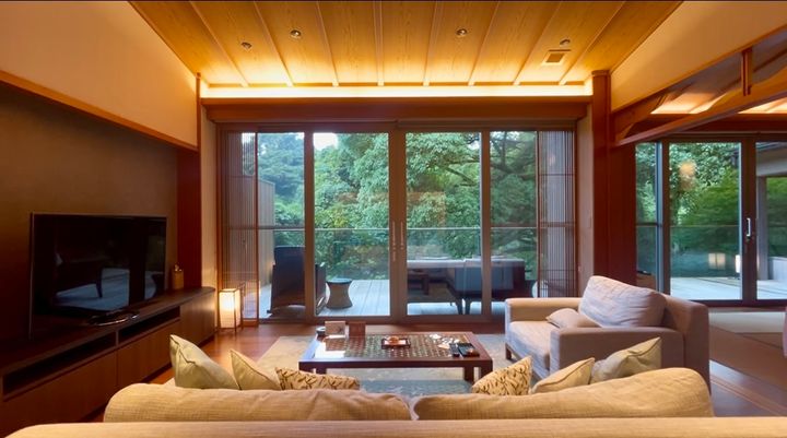 ABBA RESORTS IZU 坐漁荘 、“森薫る”露天風呂付きヴィラ