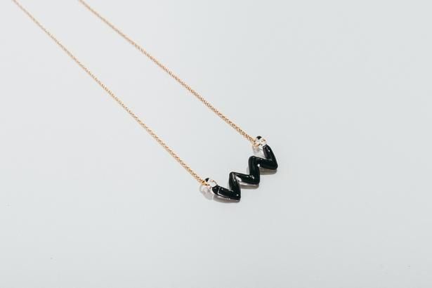 「ネックレス zig zag HARIO Lampwork Factory」(1万1550円)