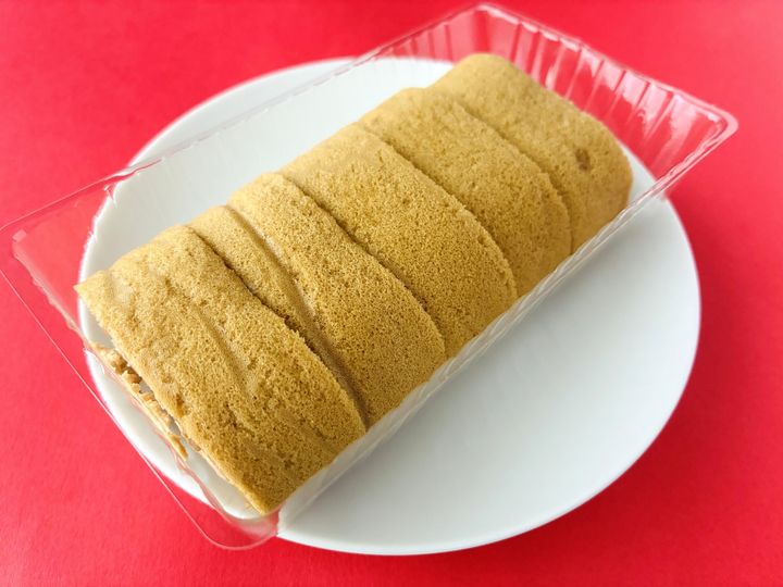 「大人な味わい！」「優しい味わいに癒された！」【ファミマ】もっちりクリームロール（コーヒー）