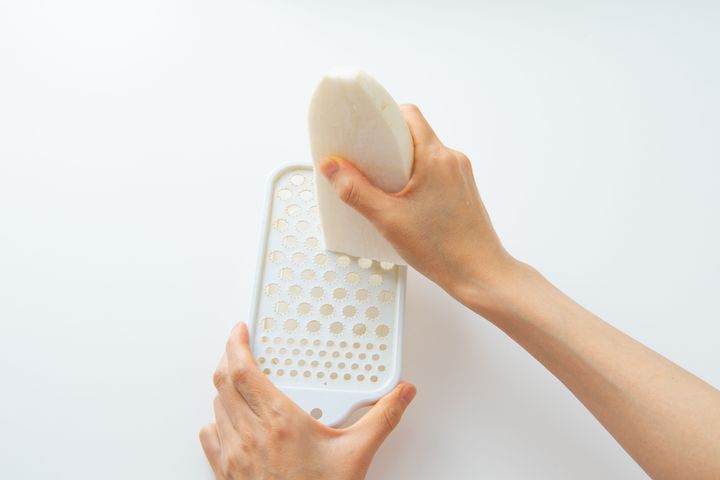 大根おろしは『冷凍』が便利なんです！丸ごと1本買っても困らない保存術