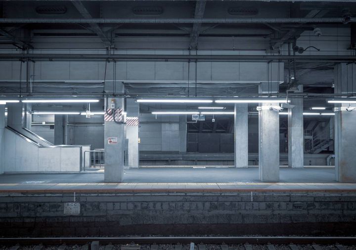 駅のホーム