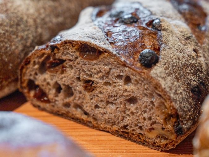 MASANORIBROT くるみレーズンのカンパーニュ
