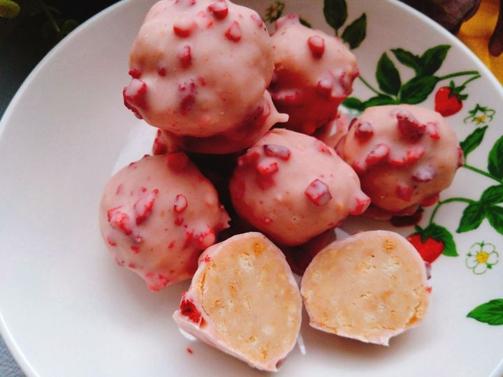 自分のご褒美、プレゼントにも。チーズケーキトリュフ