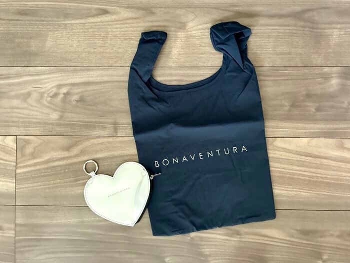 【40代・50代】ハイブランドのポーチ＆エコバッグを〈付録〉でゲット！ネイビー×シルバーの上品な組み合わせがステキすぎる♡