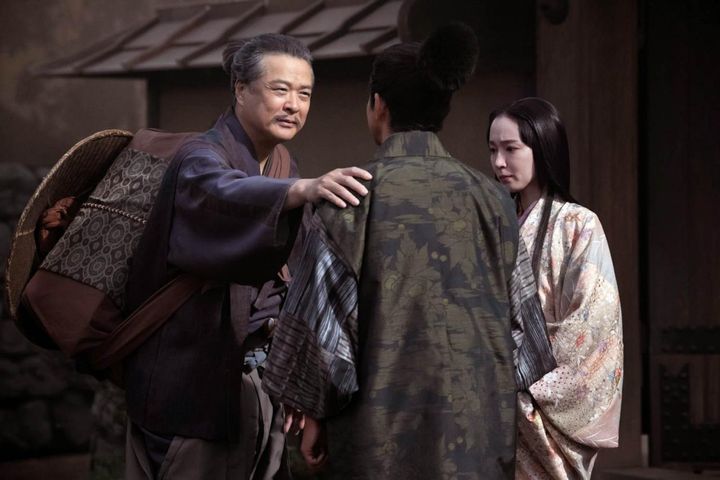 安藤守就（田中哲司）、慶（吉岡里帆）／大河ドラマ「豊臣兄弟！」第25回より ©️NHK