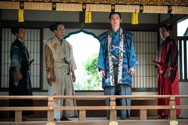 羽柴小一郎長秀（仲野太賀）、羽柴筑前守秀吉（池松壮亮）、織田信澄（緒形敦）／大河ドラマ「豊臣兄弟！」第26回より ©️NHK