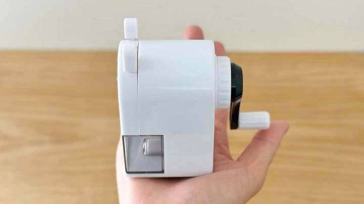 【ダイソー】鉛筆削りのおすすめ5商品を徹底レビュー！電動・手動それぞれの使い勝手は？