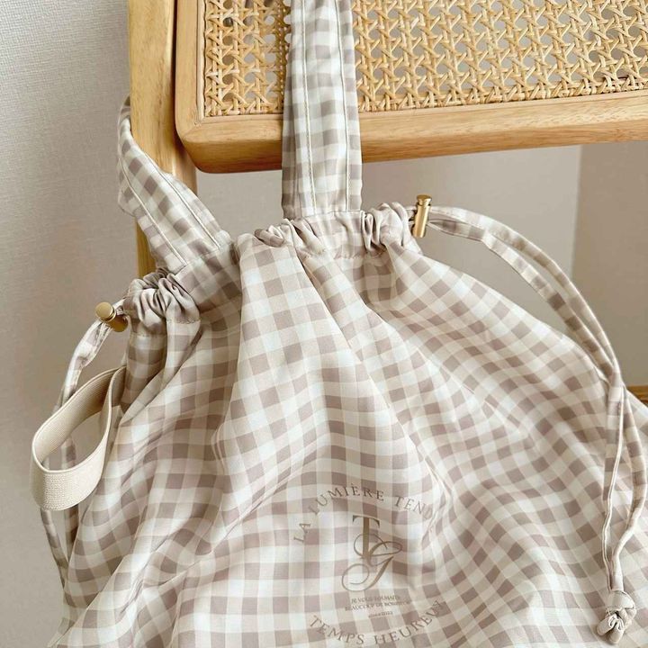 画像: 巾着バッグとしても楽しめる