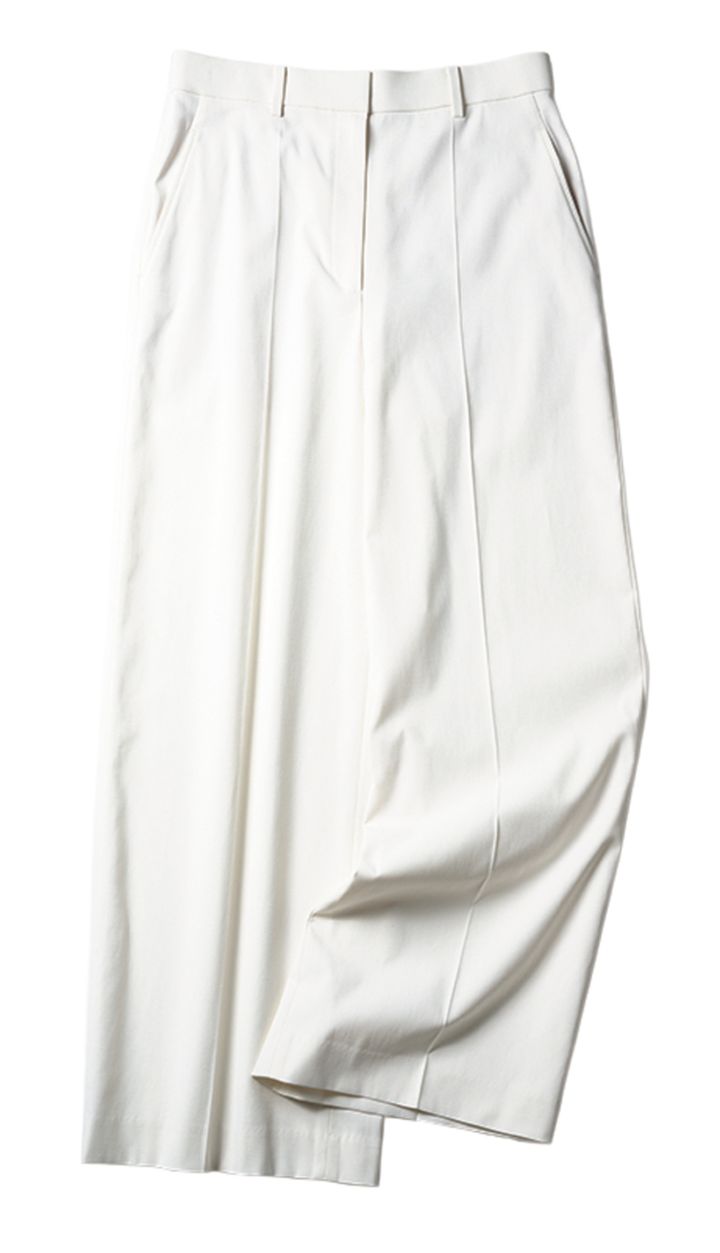 パンツ¥13,000／プラステ