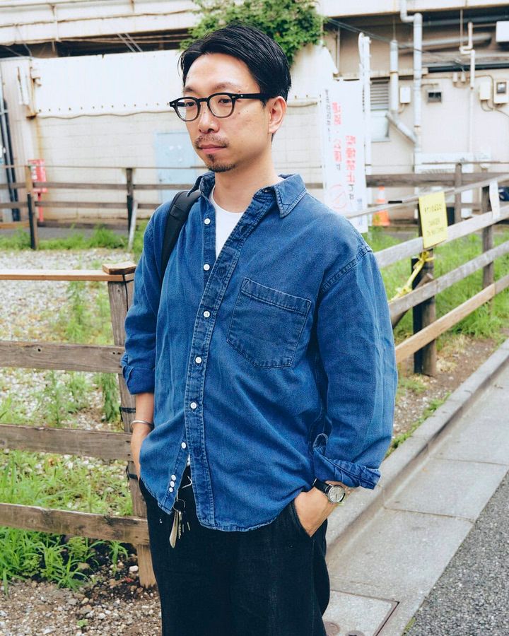 【30代スナップ＠下北沢】上下デニムでも濃淡でメリハリをつけて大人っぽい仕上がりに