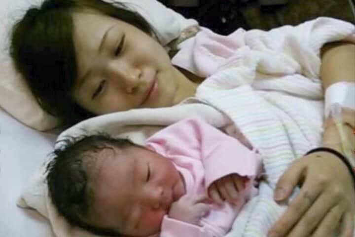 【写真・画像】15歳で妊娠、悪阻で休学…2児の母になった元ヤン美女の現在の姿に「清楚」「かわいい！」絶賛の声 1枚目