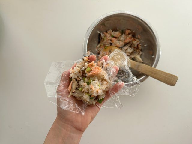 ご飯をつつむラップ