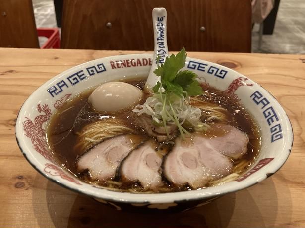 「ネオ特製軍鶏そば」(2500円)