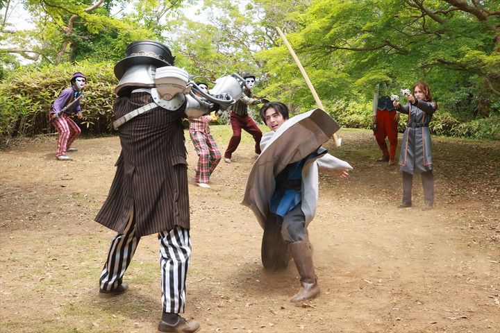 『超宇宙刑事ギャバン インフィニティ』第22話場面写真 （C）テレビ朝日・東映AG・東映 width=