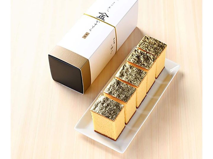 石川県の人気和洋菓子ブランド「まめや金澤萬久」が手がける「金かすてら」が、高い人気を集めています。本記事では、そんな「金かすてら」について紹介します。（サムネイル画像出典：Amazon）