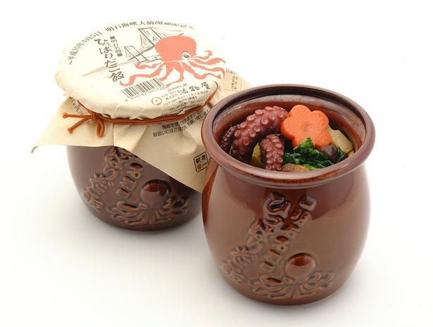 駅弁のベストセラー商品「ひっぱりだこ飯」 画像：株式会社淡路屋