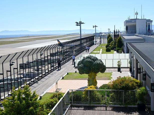 神戸空港はポートアイランドの先にある「関西3空港」の1つ