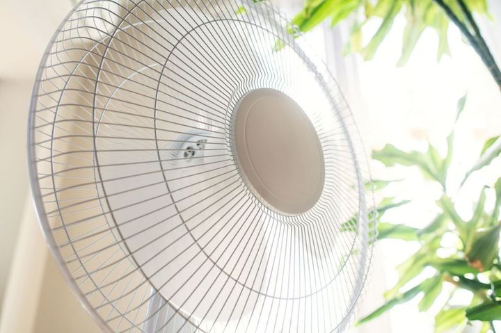 お風呂上がりの「扇風機の前」や「冷房の部屋」は気持ちがよいが、やり方によっては温熱効果を台無しにしかねない。