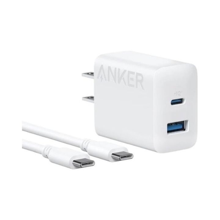 白と黒のAnker製USB急速充電器とUSB-Cケーブル2本