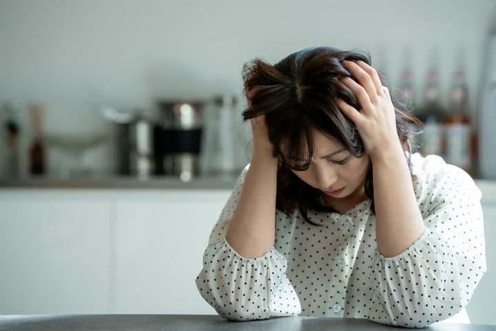 義母が夫のお金を吸い取っていく……世帯年収600万・34歳女性に身に起きた「絶望」的な事態