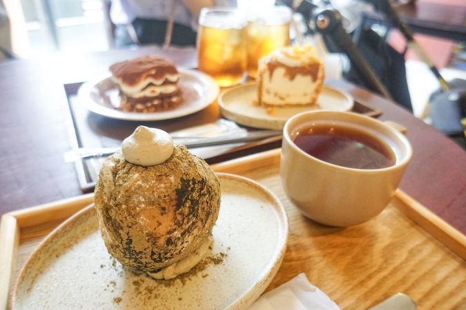 喫茶今日 デザート（ドーナツフォーカス）
