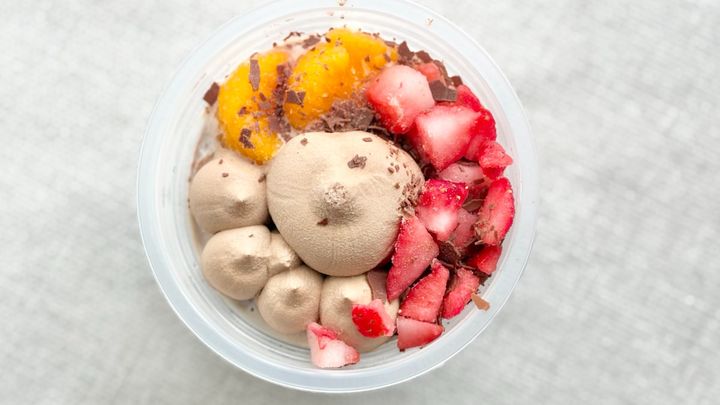 高いけど「バカうまい」【セブン】GODIVA×白くまのコラボアイス