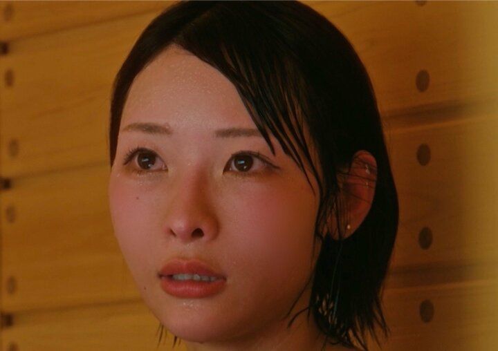 【写真・画像】「卵子凍結してる」1年で100人と婚活したバツイチ32歳美女が水着姿で大胆告白！ハイスペ男性に告げた切実な“タイムリミット” 1枚目