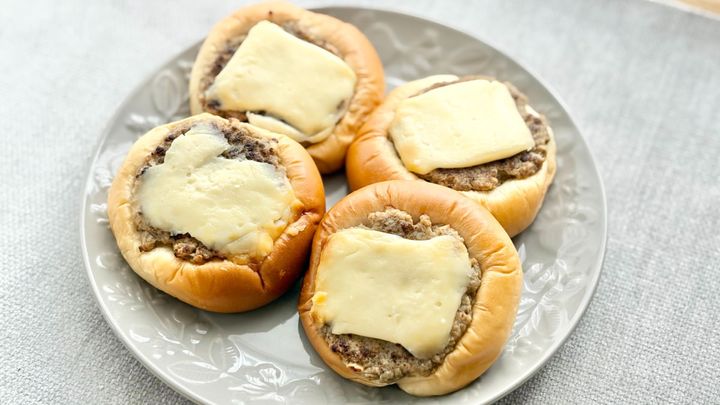 小さいのに「期待の5倍くらい美味かった」【ファミマ】のパンにびっくり
