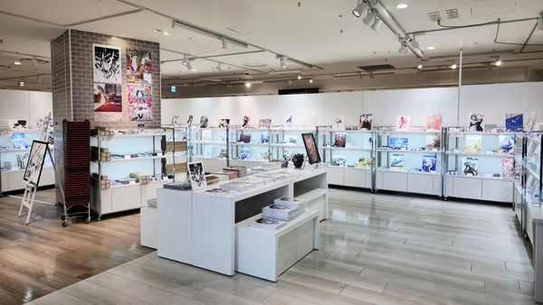 【東京都渋谷区】ポップカルチャーの最前線で活躍する112名が集結！「イラストレーターの仕事展」開催