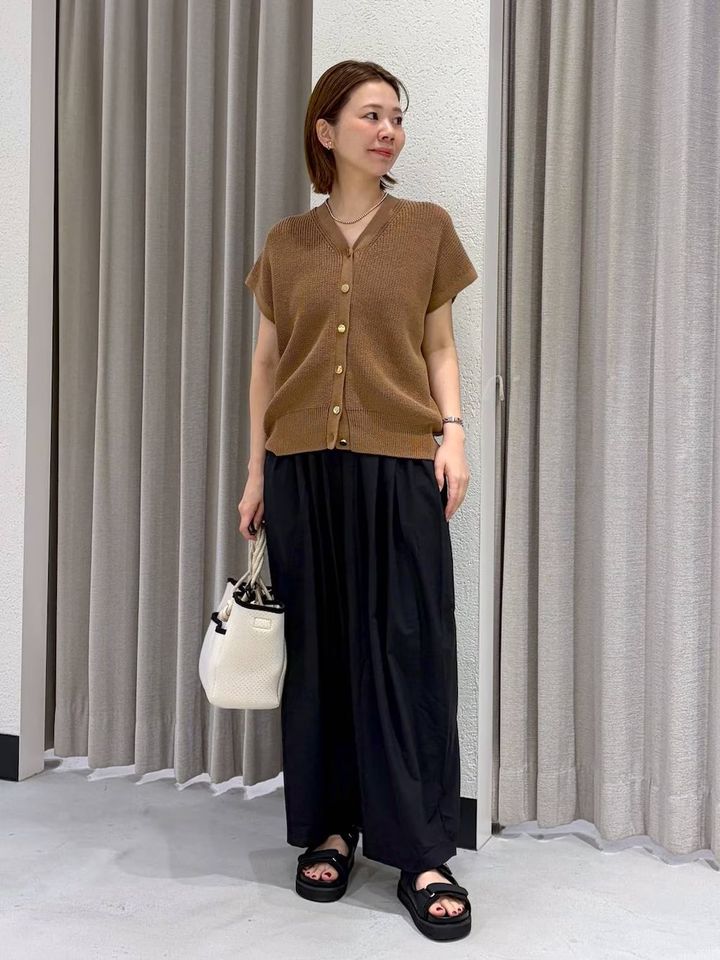 旬の厚底でスタイルアップも歩きやすさも叶う