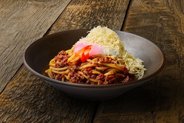 クラフトレストランPISOLA、期間限定で看板メニューを特別仕様にしたボロネーゼを発売