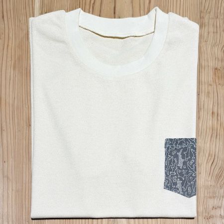 紙を再利用した江戸小紋の粋なデザイン。「TSUMUGI」がTシャツやあずま袋などを発売