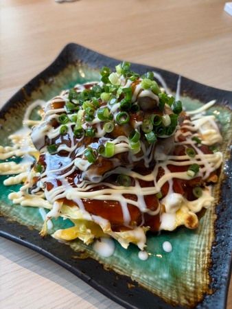 【大阪府大阪市】一年中生牡蠣が味わえる、牡蠣づくしの居酒屋「イザカヤキツネ」が難波にオープン！