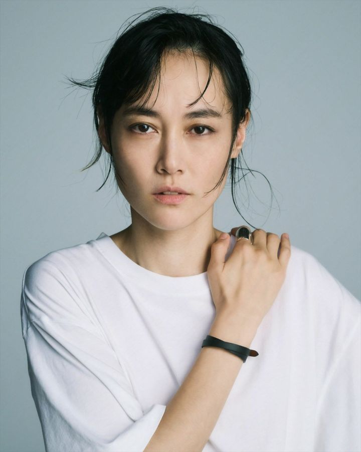 ドラマ『デンジャラス』出演する菊地凛子 width=