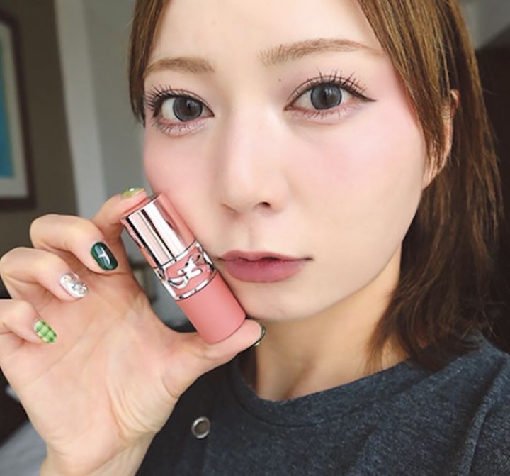 私立恵比寿中学・安本彩花さんがお試し。華やぎルックを叶えてくれる、今注目の新作コスメ