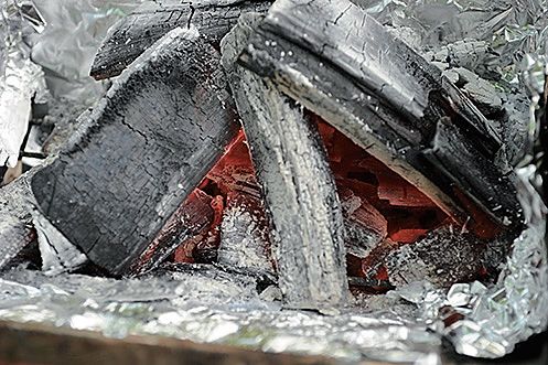 キャンプツーリングでの焚火＆炭火のおこし方