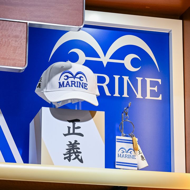キャップとキーケースの海軍モチーフ