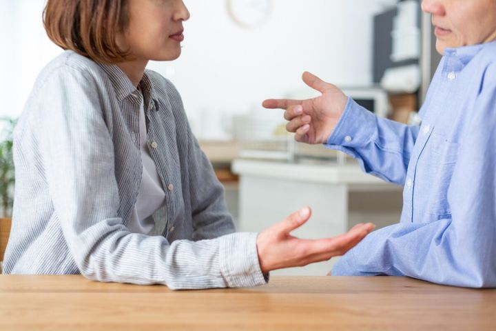 返してくれるよね……？交際相手へのほのかな期待を裏切られた56歳・無職女性の過去