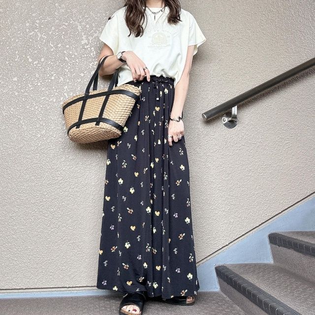 しまむら「ボタニカルスカーチョ」