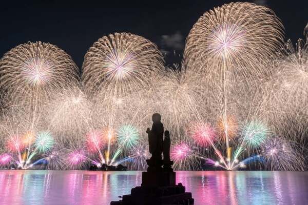 【島根県松江市】「松江水郷祭湖上花火大会」を通じて被災した出雲の商店街を応援！会場に募金箱を設置
