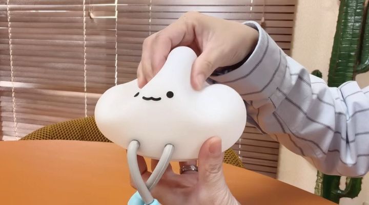 550円雲型ライト