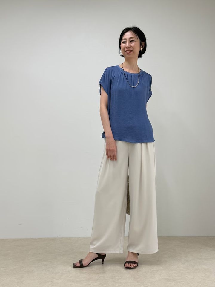 一本は持っておきたいホワイト系の万能パンツ