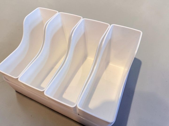 「ドアポケットにも使える調味料袋ケース」と「積み重ね収納ボックス（浅型）」