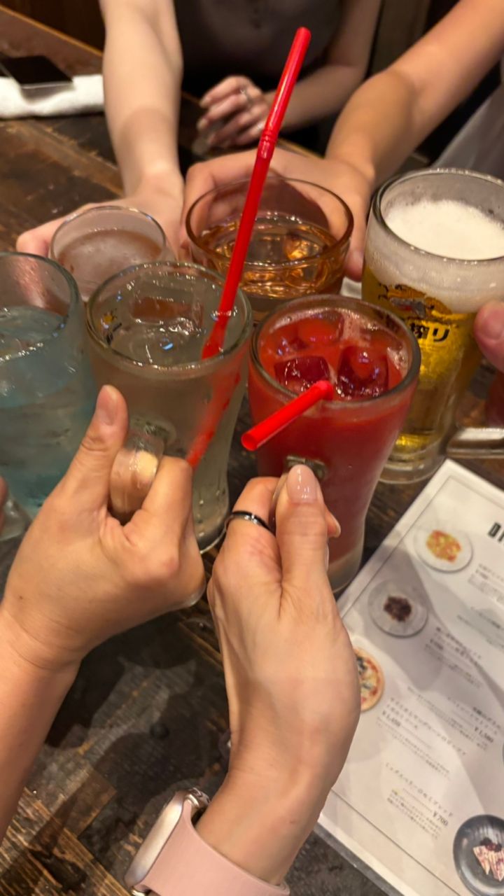みんなそろって乾杯