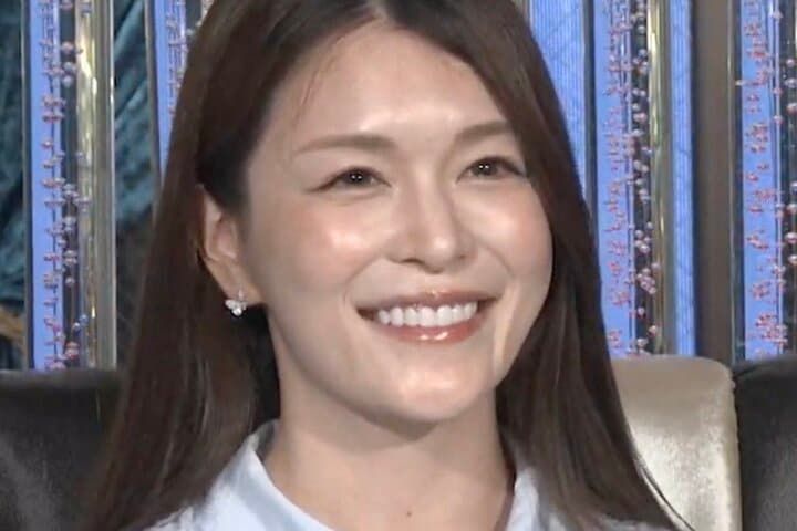 【写真・画像】今年5月に引退した33歳セクシー女優「お父さんがセクシービデオのコレクター」衝撃の幼少期を告白「友達を家に呼んで…」 1枚目