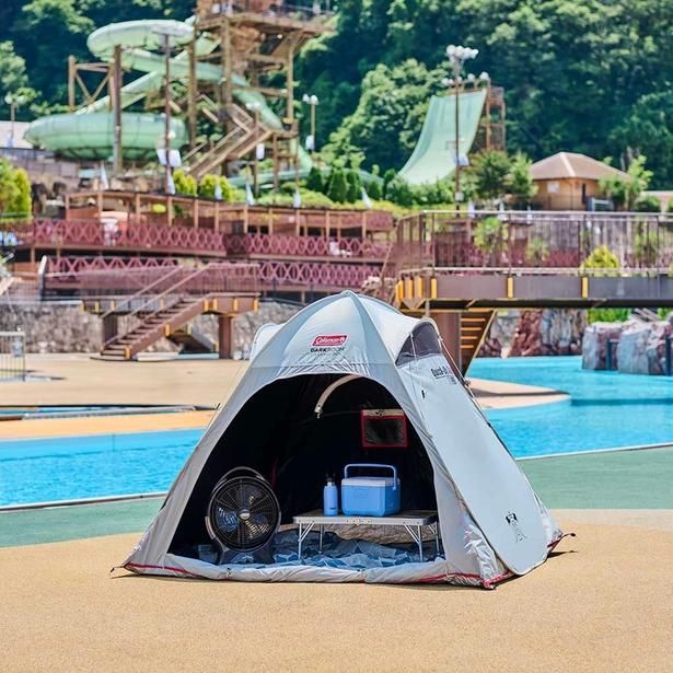 プールサイドや公園で、直射日光から逃げ込める「日陰の避難場所」に