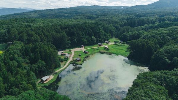 【長野県上田市】プライベートサウナ付きアウトドアホテル「Earthboat」の11拠点目が上田温泉に誕生