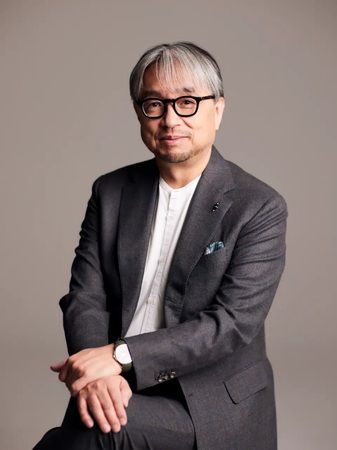 桜十字グループが、小山薫堂氏との「幸創」の軌跡を紹介するページを公開。対談記事も